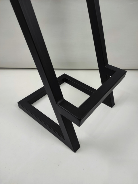 Hoker "Zet" 70cm - Sosna palona Hoker "Zet" 70cm - Sosna palona