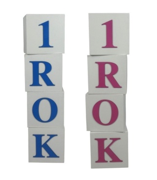 Średnier kostki " 1 ROK " dwustronne - niebieskie / różowe